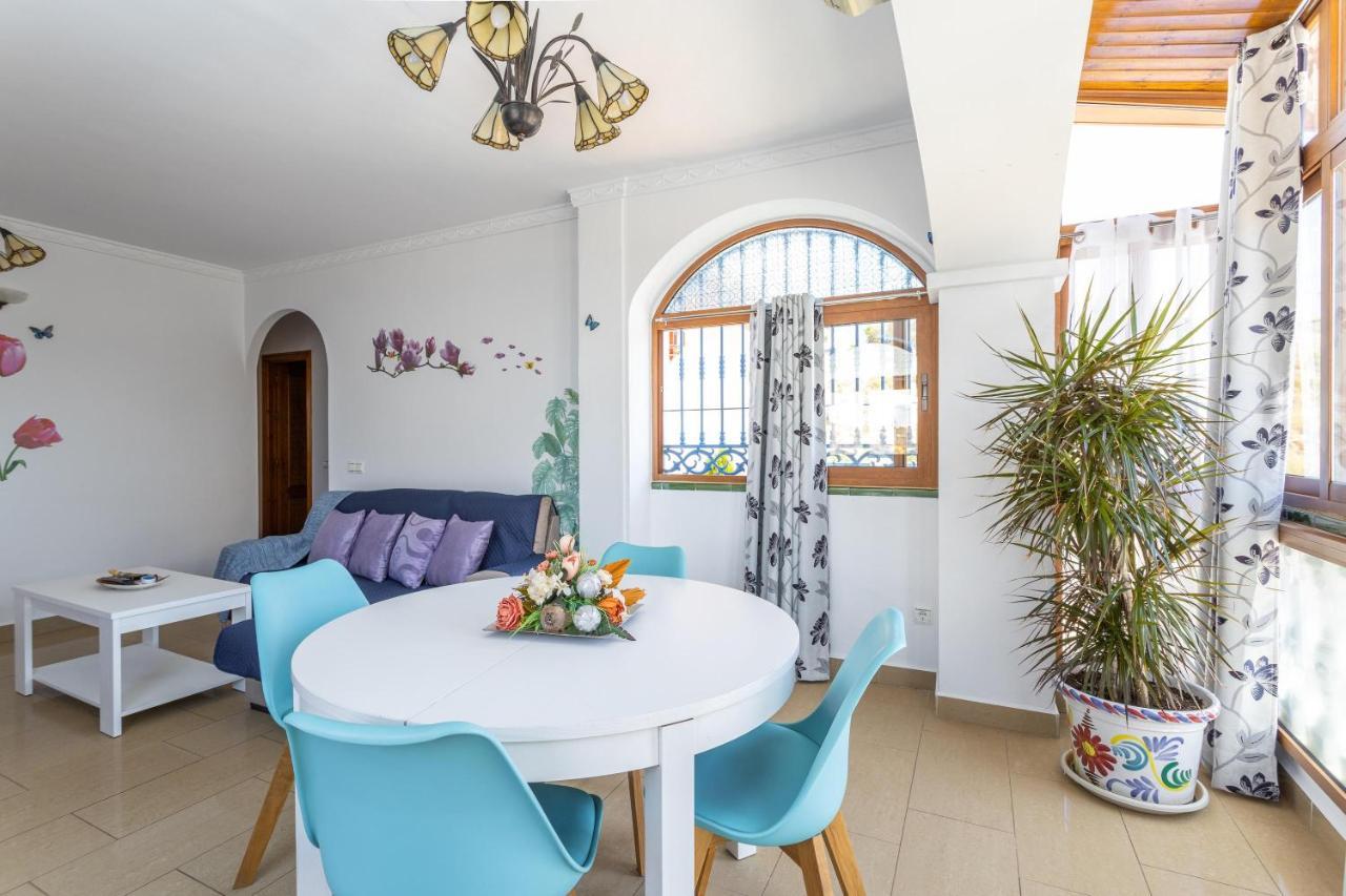 Apartamento Con Piscina Privada เนร์คา ภายนอก รูปภาพ