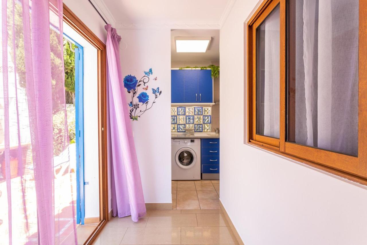 Apartamento Con Piscina Privada เนร์คา ภายนอก รูปภาพ