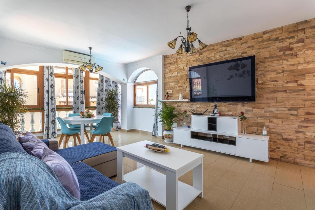 Apartamento Con Piscina Privada เนร์คา ภายนอก รูปภาพ